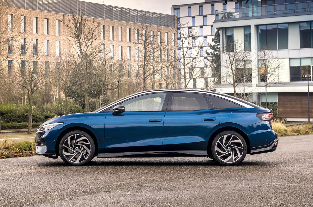 VW ID 7 left static