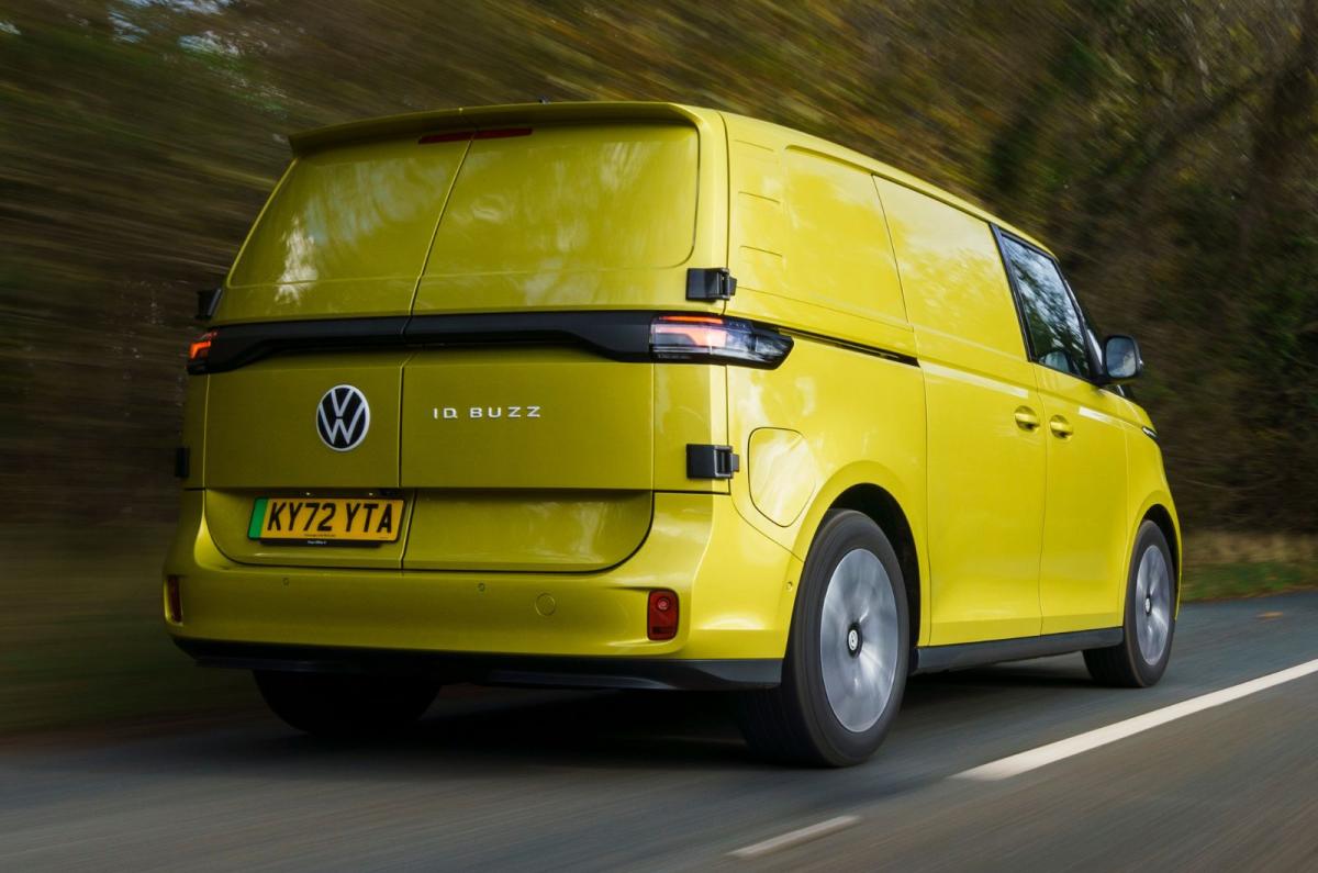 VW ID Buzz Cargo rear dynamic