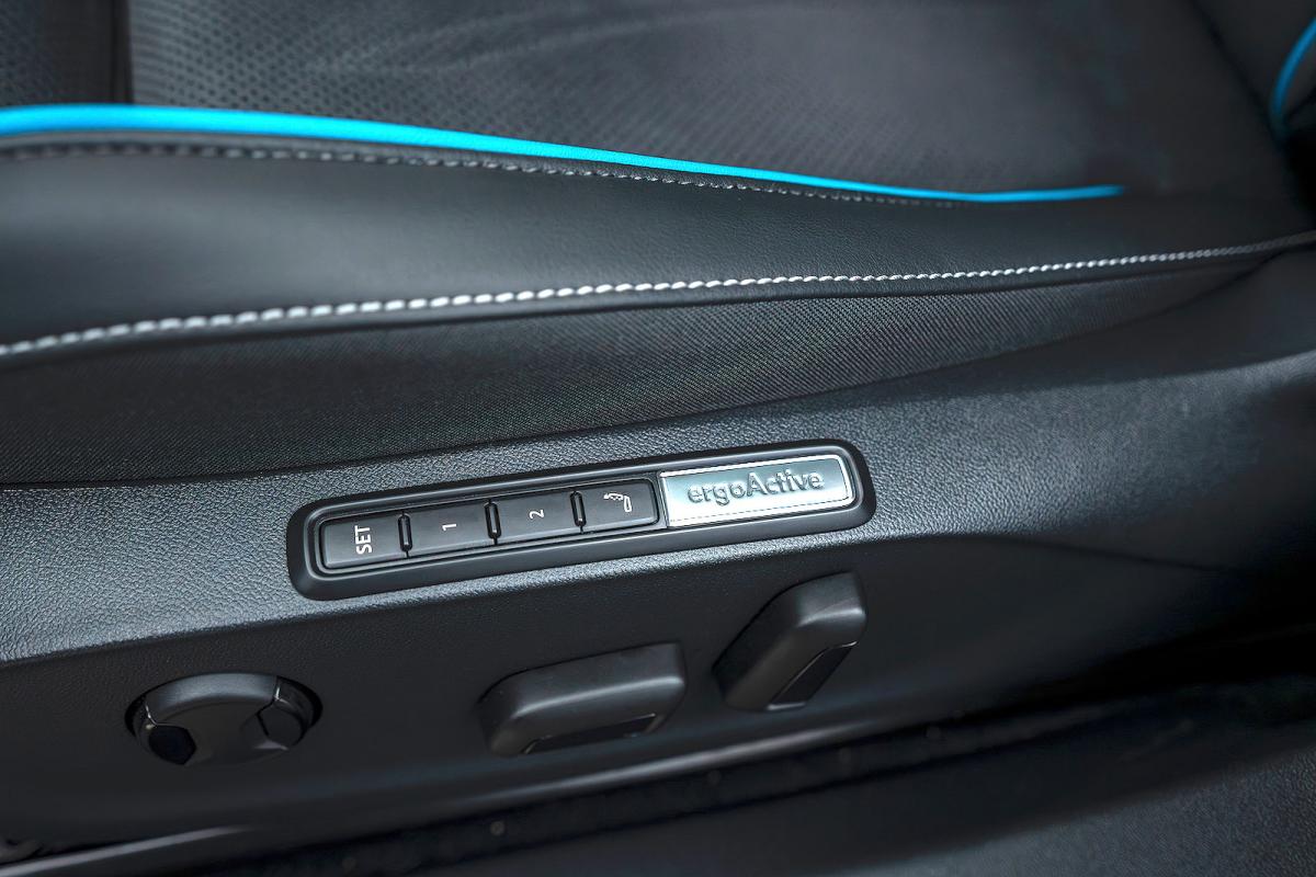 VW ID 7 interior front seat detail