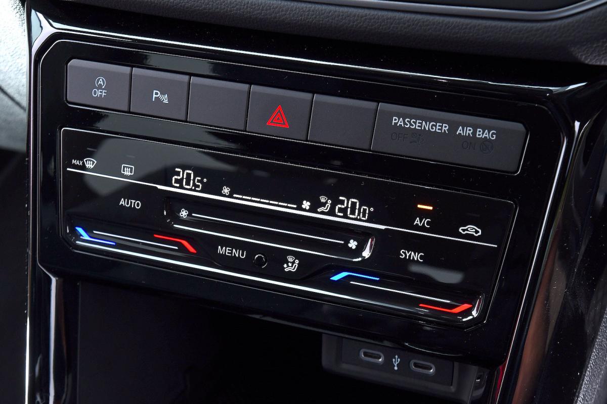 VW T-Cross air-con controls