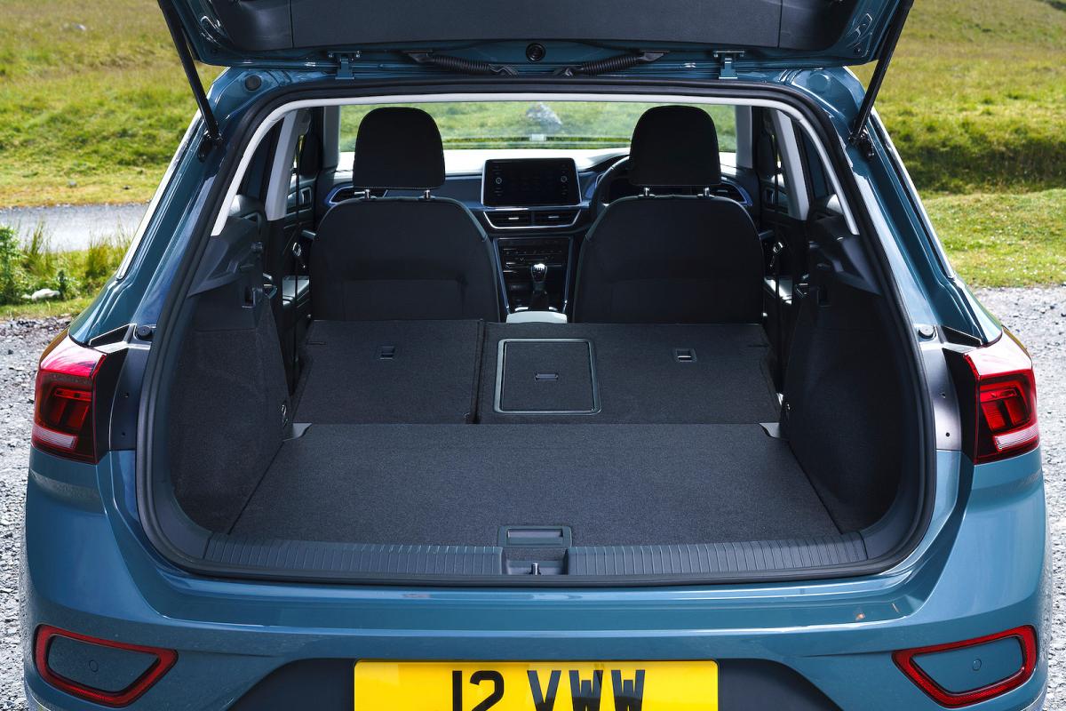 VW T-Roc boot
