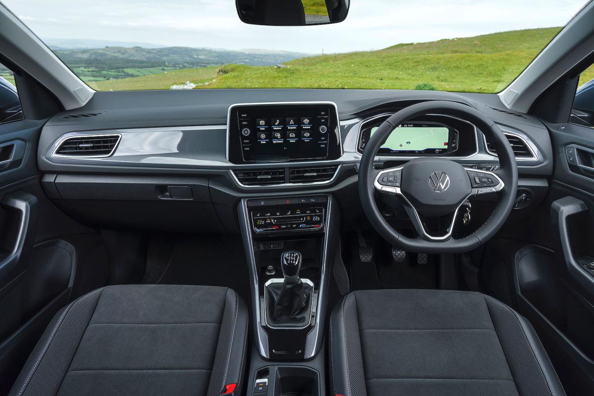 VW T-Roc dashboard