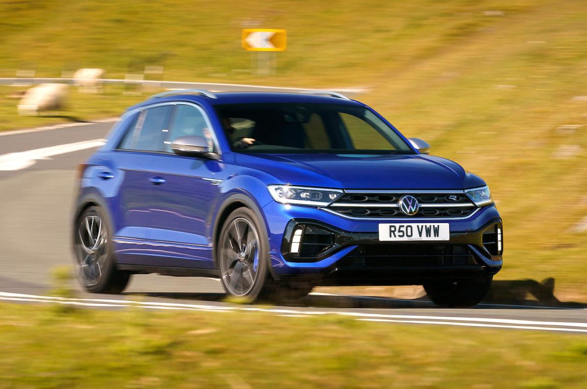 VW T-Roc R front right driving