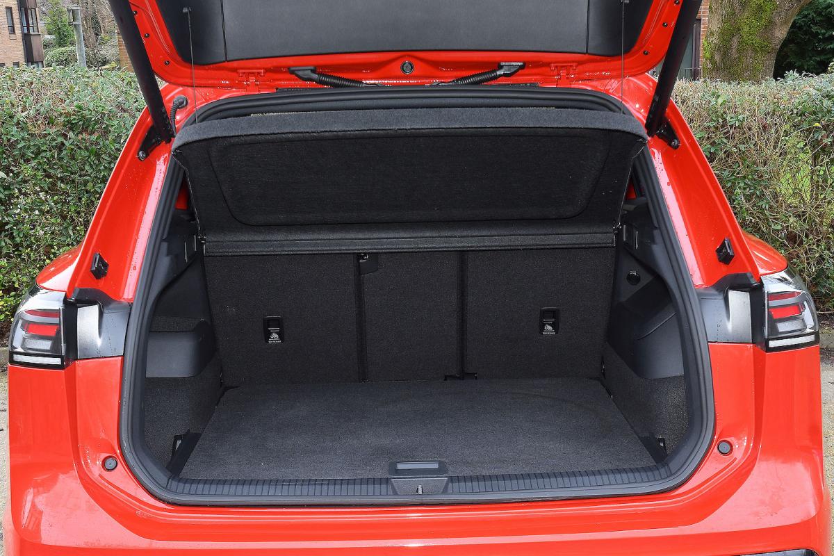 VW Tiguan boot