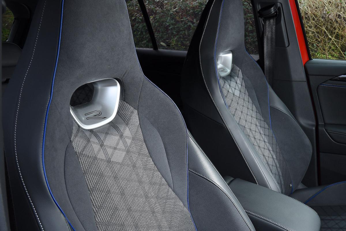 VW Tiguan seats