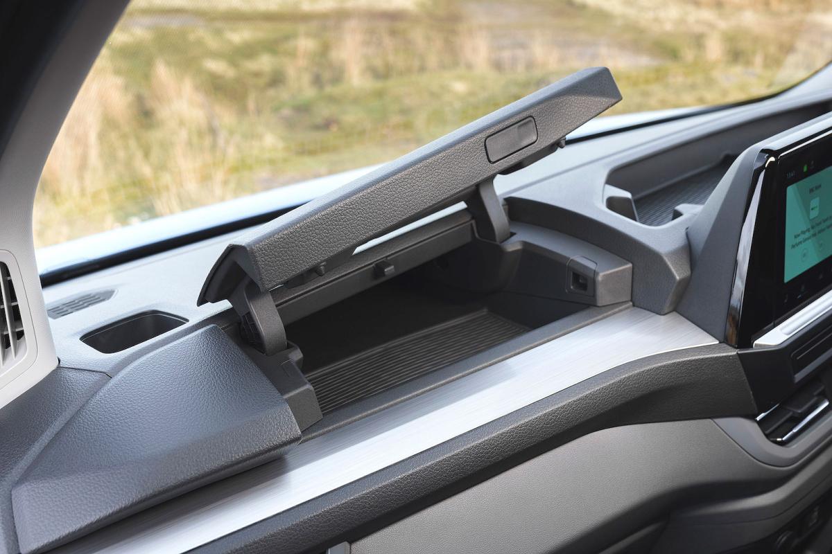 VW Transporter dashboard storage
