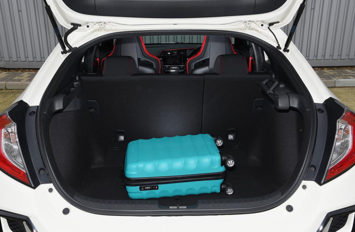 Honda Civic Type R 2021 boot open