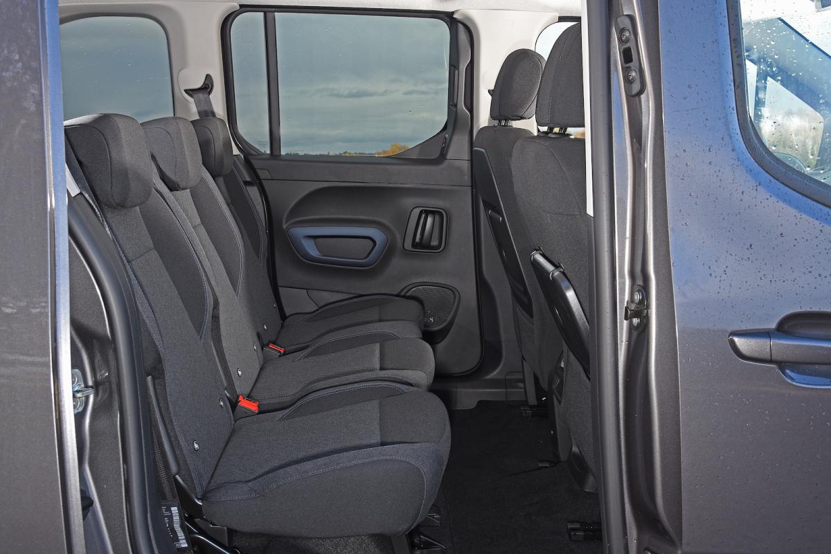 Peugeot e-Rifter 2022 interior rear seats