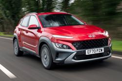 Hyundai Kona 2021 front cornering