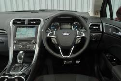 Ford Mondeo - interior
