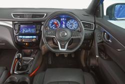 Nissan Qashqai - interior