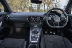 Audi TT dashboard