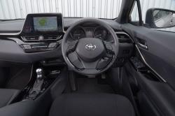 Toyota C-HR Hybrid - interior