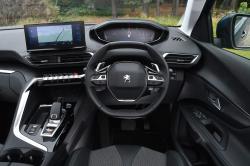 Peugeot 5008 dashboard