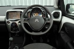 Citro&euml;n C1 - interior