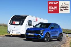 Kia Sportage front static with caravan