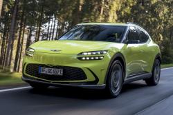 Genesis GV60 2022 LHD front tracking