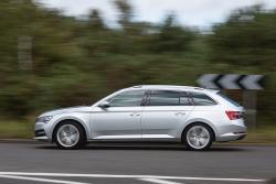 Skoda Superb Estate 2020 left panning