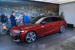 Audi A5 Avant front dealer handover