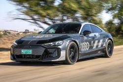 Audi e-tron GT front left driving