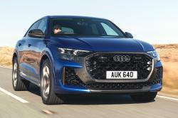 Audi RS Q8 front right driving