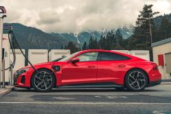 Audi E-tron GT charging