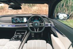 BMW i7 dashboard