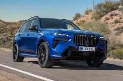 BMW X7 front