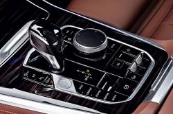 2018 BMW X5 centre console