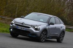 Citroen e-C4 front