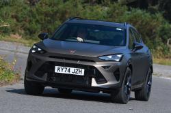 Cupra-formentor-driving-front