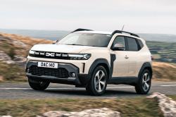 dacia_duster_front_driving