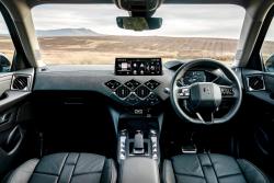 DS 3 E-Tense interior dashboard