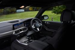 BMW X5 2022 interior front seats