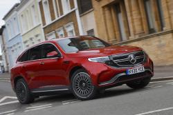 Mercedes EQC 2021 front cornering