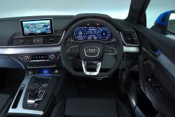 2019 Audi Q5 TFSI e dash
