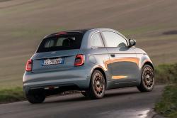 Fiat 500 Cabrio 2021 rear