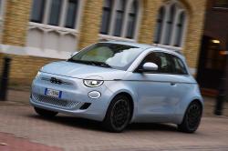 Fiat 500 electric 2021 front