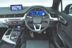 Audi Q7 interior