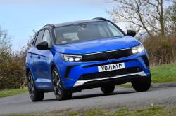 New Vauxhall Grandland front cornering