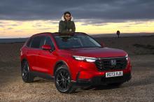 honda_cr-v_on_beach