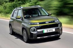 Hyundai Inster front right driving