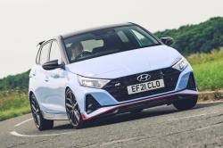 Hyundai i20 N 2022 front cornering