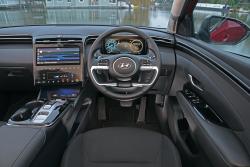 Used Hyundai Tucson 2021-present interior dashboard