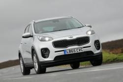 Kia Sportage front cornering