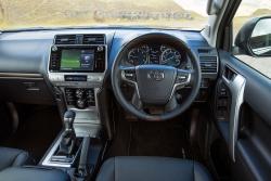 Toyota Land Cruiser interior dashboard