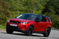 Land Rover Discovery Sport 2021 front left cornering