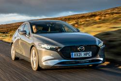 Mazda 3 2021 front tracking