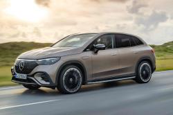 2023 Mercedes EQE SUV front