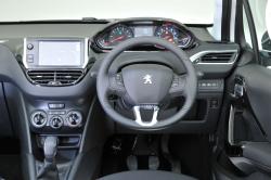 Peugeot 208 dashboard 2012-2019